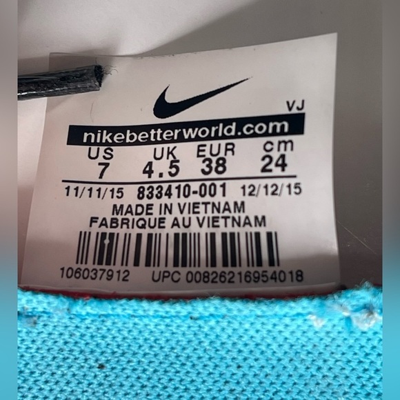 Nike Free Transformer Flyknit Running Shoe Size 7 Black / Blue - Picture 6 of 6